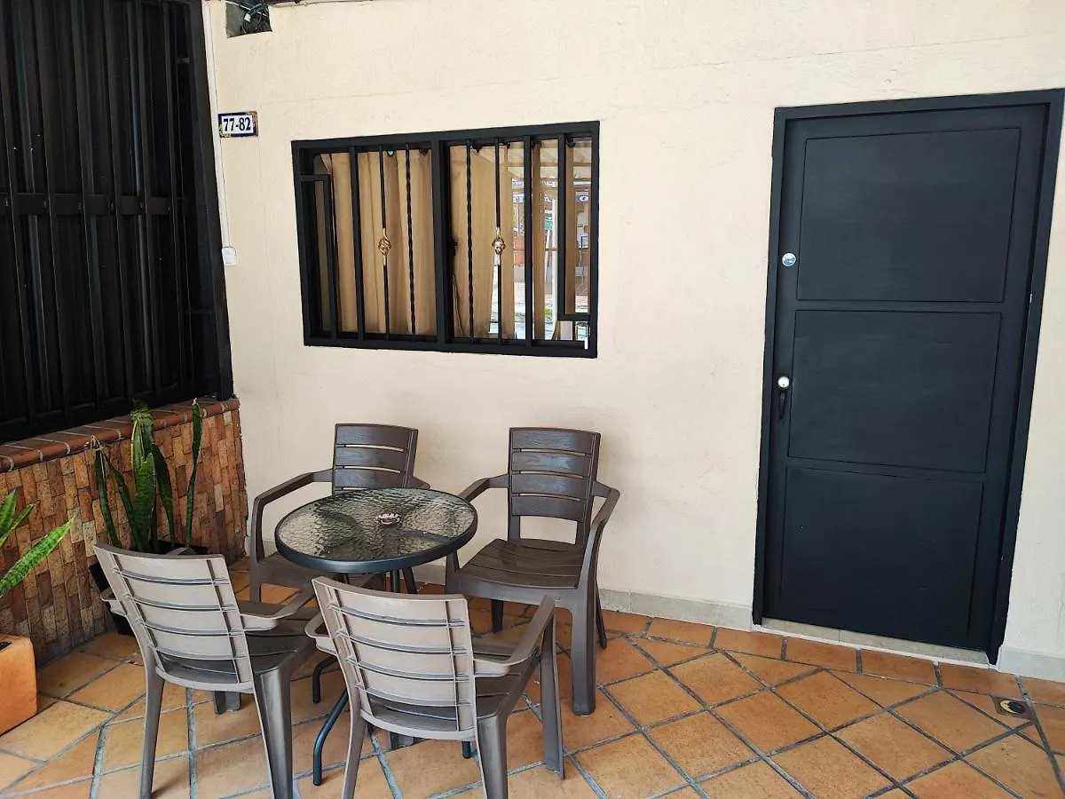 Lindo Apartamento En Laureles Ea Medellín 0*,  Kolumbie